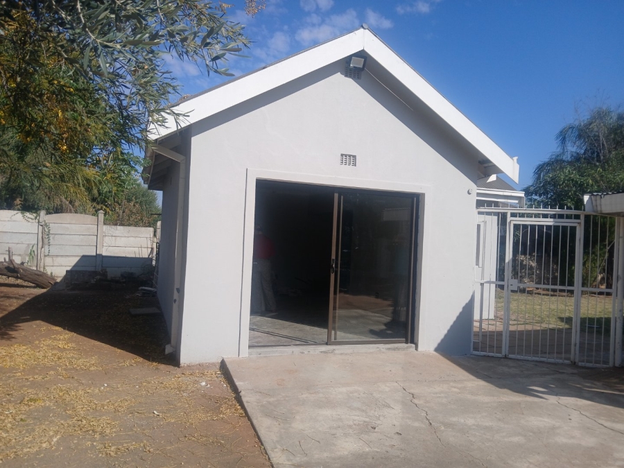  Bedroom Property for Sale in Hadison Park Northern Cape